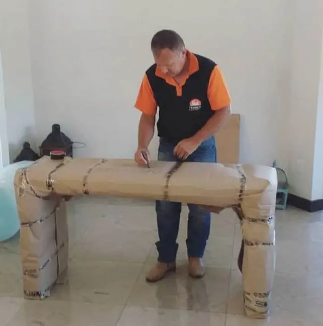 Equipe TranSilva durante serviço de frete em Brasília